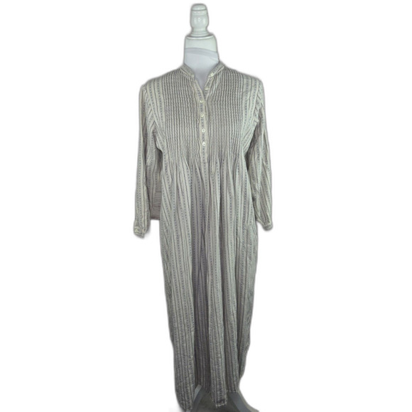 L.L. Bean Vintage Dobby Striped Pintuck Flannel Sleep Dress Cottagecore Small - Picture 1 of 7